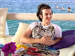 Бикини, Ноги