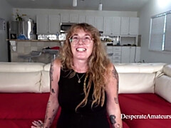 Belle grosse femme bgf, Gros cul, Gros seins, Queue, Maman, Rousse roux, Plan cul à trois, Épouse