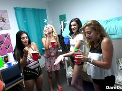 Culo grande, Rubia, Mamada, Latina, Tetas naturales, Perforación, Coño, Tetas