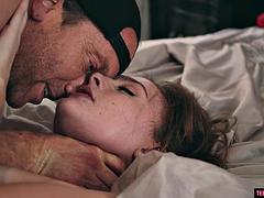 フェラチオ, 中出し, ハードコア, 赤毛, ティーン, オッパイの