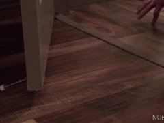 Schwarz, Sperma im mund, Masturbation, Zierlich, Schlucken