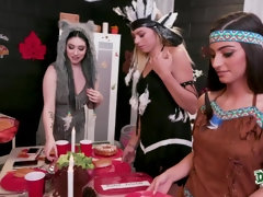 Blond, Pijpbeurt, Lul, Groep, Hd, Klein, Tiener, Tieten likken