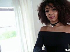 black Nia Nixon is looking extra mind-blowing in her flesh tight top and does a split and shows off her flexibility