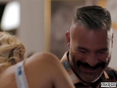 Большие сиськи, Минет, Член, Секс без цензуры, Милф, Мачеха, Табу, Втроем