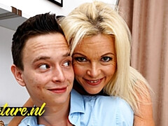 Grosse bite, Éjaculer dans la bouche, En levrette, Hd, Mature, Mère que j'aimerais baiser, Chevaucher, Nénés