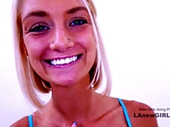 Колледж, Женщины, Лесбиянка, Милф, Крошечные, От первого лица, На публике, Соло