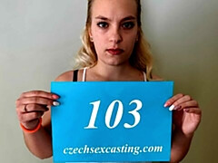 Grosser arsch, Grosser schwanz, Grosse titten, Blondine, Blasen, Hundestellung, Lecken, Muschi