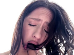 A Beautiful Stranger Didnt Refuse To Walk Naked, Offered To Fuck Her On The Beach Lolitocka