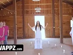 Sperma in mond, Kwartet, Hd, Rijpe lesbienne, Moeder die ik wil neuken, Zwanger, Taboe, Tieten likken