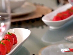 Beauté, Blonde, Sucer une bite, Classique, Mignonne, Hd, Interracial, Jouets