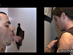 Fooled gloryhole str8 cum on gay lips after blowjob