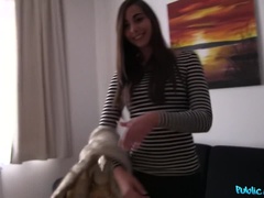 Stel, Sperma shot, Sperma in gezicht, Vriendin, Handbeurt, Buiten, Gezichtspunt, Openbaar