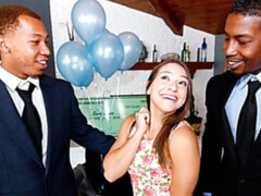 Culo, Morena, Estilo perrito, Doble penetracion, Pajear, Interracial, Adolescente, Trio