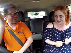 Culo grande, Mamada, Británico, Coche, Vestido, Pajear, Lamidas, Maestra