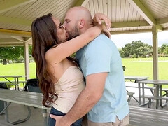 Grote lul, Pijpbeurt, Jurk, Hakken, Spijkerbroeken, Rijden, Tietenklus