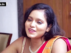 Gorgeous Indian babes erotic hot video