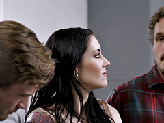 In den arsch, Kehlenfick, Doppelpenetration, Klaffend, Realität, Rau, Flotter dreier