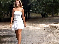 18 jahre, Leie, In den arsch, Blondine, Fingern, Muschi, Rock, Socken