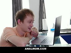 Verga grande, Tetas grandes, Mamada, Madura, Corridas, Mamá, Gritar, Medias largas