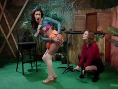 Verga grande, Polla, Dominacion femenina, Penetracion con dedos, Lesbiana, Dolor, Castigada, Puta