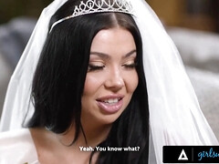 Tromperie, Doigter, Lesbienne, Léchez, Seins naturels, Chatte, Rousse roux, Épouse