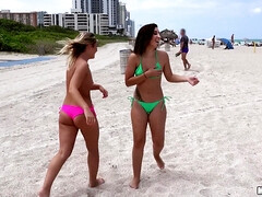 Enthousiasteling, Kont, Strand, Blond, Buiten, Feest, Douche, Tieten likken