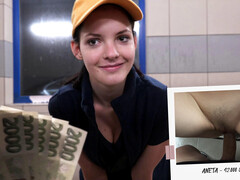 Leie, Blasen, Aufs gesicht abspritzen, Hardcore, Pov, Student, Jungendliche (18+), Spanner