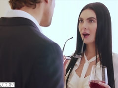 お尻, フェラチオ, 茶髪の, バック, 手コキする, キス, ストリッピング, オッパイの