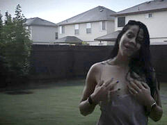 Romantic hook-up under the rain in Texas (the neighbors witnessed us)