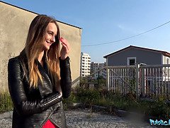 Leie, Arsch, Schönheit, Blondine, Im freien, Pov, Entkleiden, Jungendliche (18+)