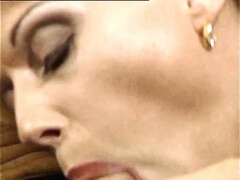 Lieveling, Grote kont, Grote lul, Blond, Rondborstig, Hardcore, Kut duiken, Oud