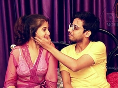 Mooie dikke vrouwen, Rondborstig, Handbeurt, Indisch, Masturbatie, Rijpe lesbienne, Natuurlijke tieten, Tiener