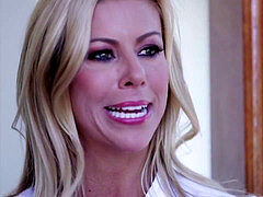 Hugetits cougar pussyfucked from behind