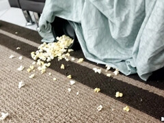 Любители, Анальный секс, Пальцем, На кухне, Латиноамериканки, Натуральные сиськи, Пирсинг, От первого лица