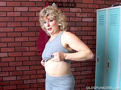 Leie, Geile alte tussi, Masturbation, Reif, Milf, Muschi