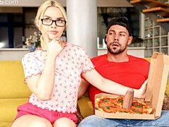 Grosser arsch, Grosser schwanz, Blondine, Hundestellung, Natürlichen titten, Kurzes haar, Jungendliche (18+), Titten