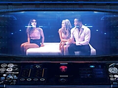 18 jaar, Grote kont, Grote mammen, Pijpbeurt, Hondjeshouding, 1 man 2 vrouwen, Mager, Tiener