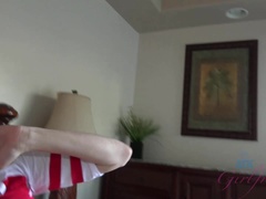 Amateur, Mamada, Corridas faciales, Penetracion con dedos, Masturbacion con pies, Orgasmo, Pequeña, Pov