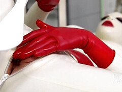 Sadomasochismus, Grosse titten, Braunhaarige, Fingern, Hd, Absätze, Latex, Masturbation