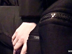 Tir de sperme, Faciale, Allemand, Hard, Public, Rousse roux, Adolescente