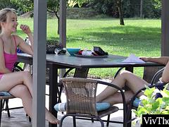 Fetisch, Freundin, Latina, Lesbisch, Masturbation, Milf, Stiefmutter, Titten