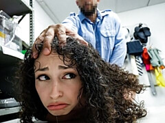 18 ans, Gros cul, Sucer une bite, Brunette brune, En levrette, Seins naturels, Adolescente, Nénés