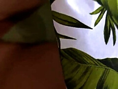 Amateur, Bus, Tir de sperme, Peloter, Hd, De plein air, Chatte, Mouillée