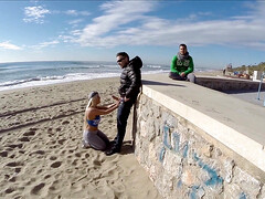 Gros cul, Gros seins, Sucer une bite, Tir de sperme, Mignonne, Branlette thaïlandaise, Hard, Public