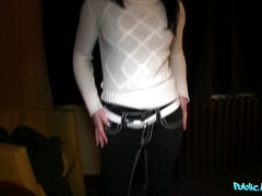 Cul, Sucer une bite, Brunette brune, Voiture, Tchèque, De plein air, Piercing, Nénés