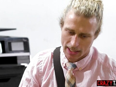 Grosse bite, Queue, Fille latino, Mère que j'aimerais baiser, Bureau, Lécher le sphincter, Rugueux, Mouillée