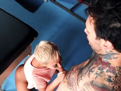 アメリカ人, アナル, 舐める尻, ブロンド, 浮気者, カップル, ジーンズ, 淫乱熟女