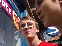 Sucer une bite, En levrette, Doigter, Hd, Léchez, Argent, Pov, Adolescente