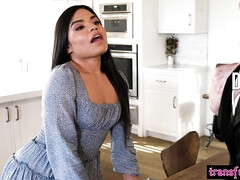 Grosser arsch, Grosser schwanz, Blasen, Lingerie, Transfrau, Ablutschen, Taboo, Jungendliche (18+)