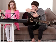 Leie, In den arsch, Grosser schwanz, Sperma im mund, Natürlichen titten, Kurzes haar, Jungendliche (18+), Titten